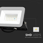 30W Naświetlacz LED SMD / Chip SAMSUNG / Barwa:4000K / Obudowa: Czarna