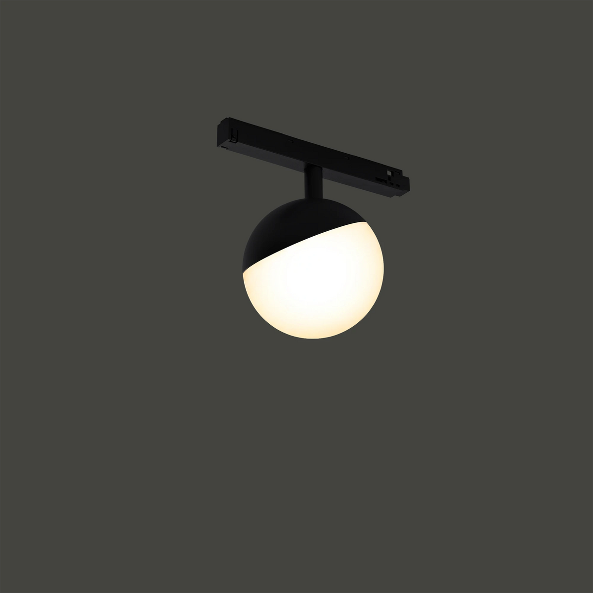 Nowodvorski System szynowy LVM LID LED 8W 1-obwodowy niskonapięciowy 48V LVM Lampa LED 8W - Aluminium lakierowane - Czarny I 10152 - lampa włączona
