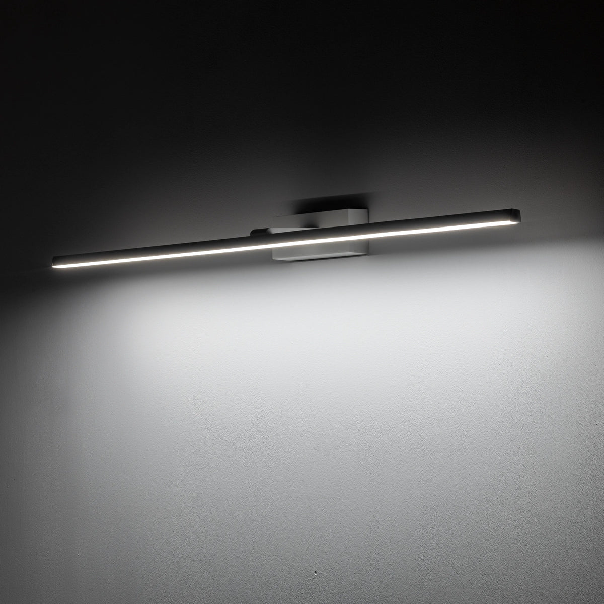 Nowodvorski Kinkiet VAN GOGH LED L 18W 50/60Hz - Aluminium lakierowane - Biały 10290 - lampa włączona