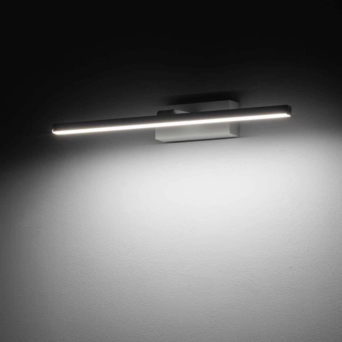 Nowodvorski Kinkiet VAN GOGH LED S 9W 50/60Hz - Aluminium lakierowane - Biały 10292 - lampa włączona