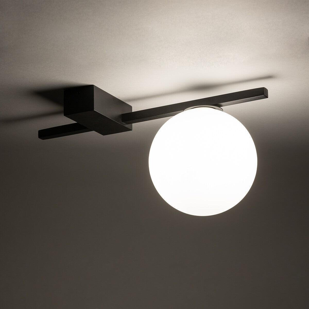 Nowodvorski Lampa przysufitowa PIK 12W only LED 50/60Hz - Aluminium lakierowane - Czarny 10299 - lampa włączona