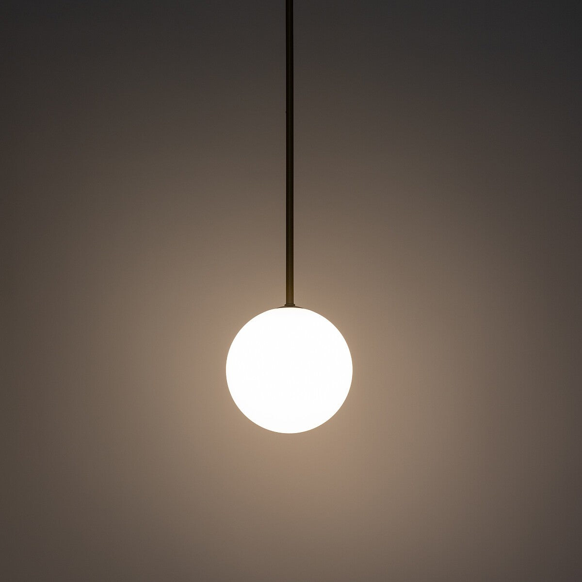 Nowodvorski Lampa wisząca KIER M 12W only LED 50/60Hz - Stal lakierowana - Satynowy złoty 10306 - lampa włączona