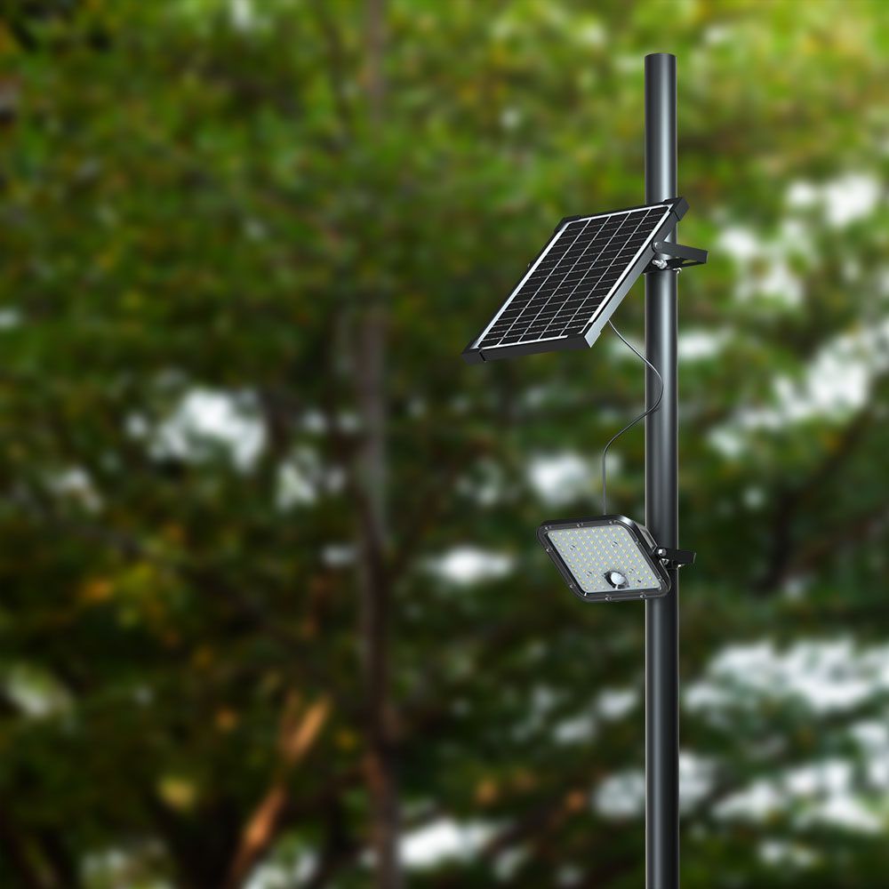 30W Naświetlacz solarny LED 4800LM / Bateria: Lithium Battery 6.4V 6000mA / Barwa: 6000K / Kolor: Czarny