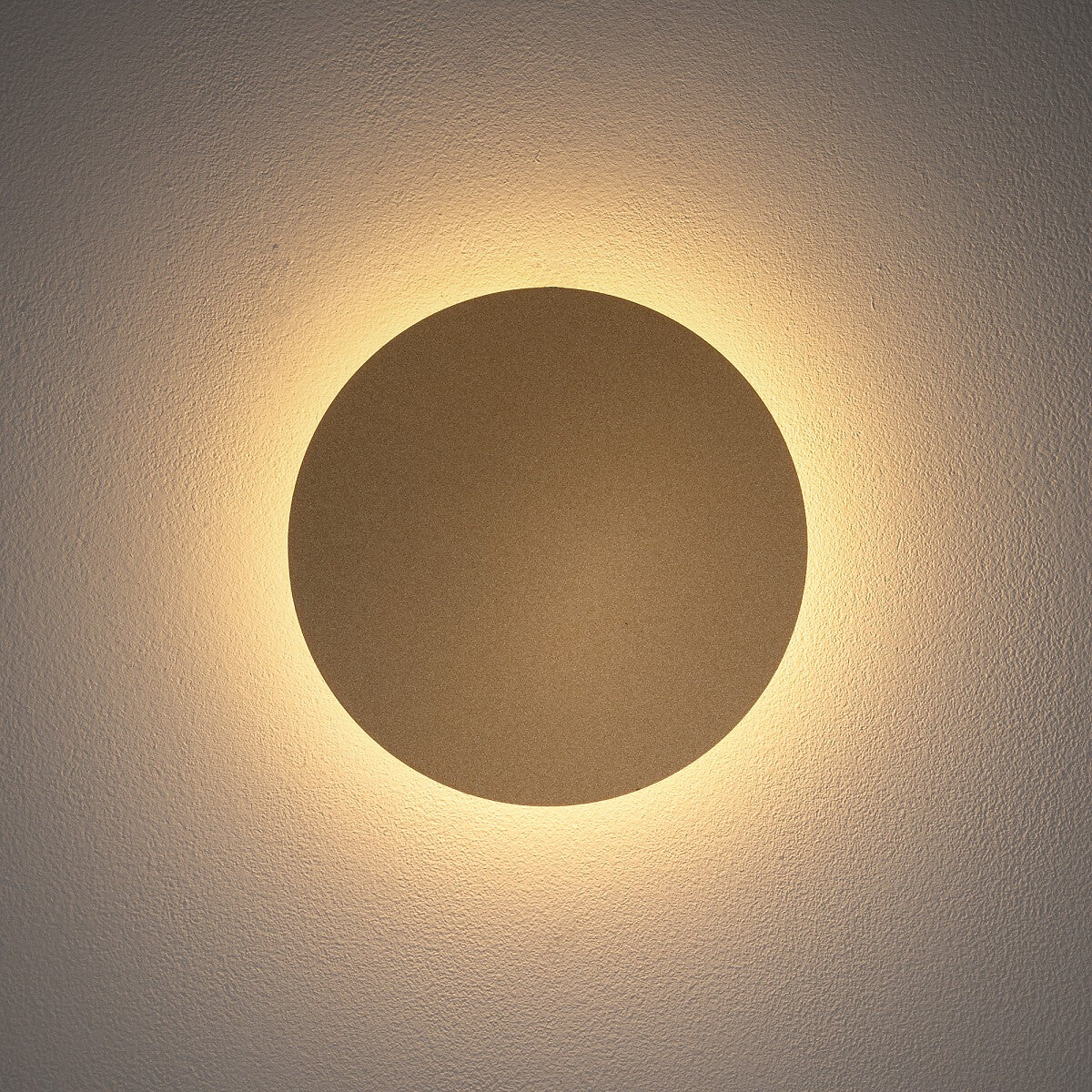 Nowodvorski Kinkiet RING LED S 7W 50/60Hz - Stal lakierowana - Satynowy złoty 10317 - lampa włączona