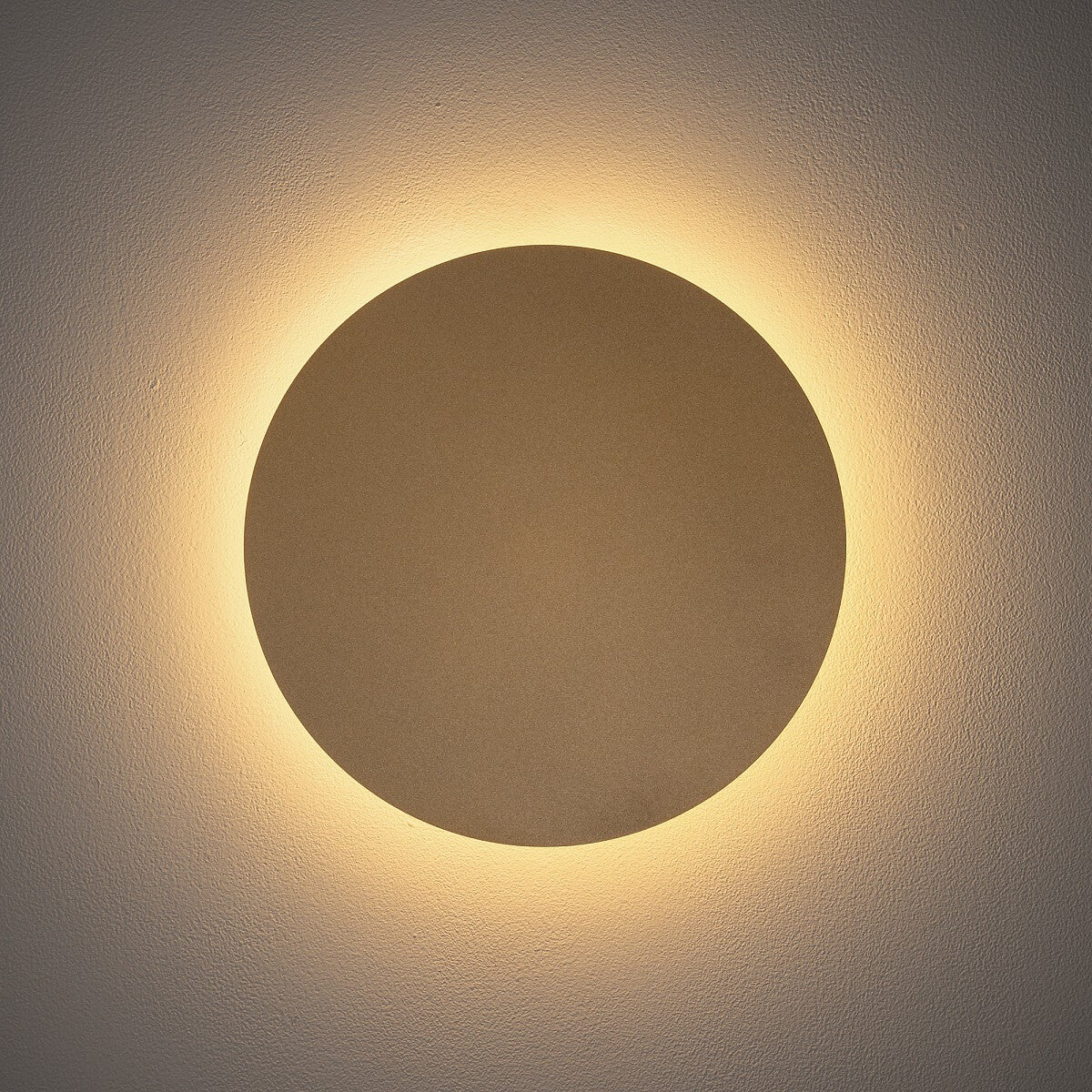Nowodvorski Kinkiet RING LED M 10W 50/60Hz - Stal lakierowana - Satynowy złoty 10350 - lampa włączona