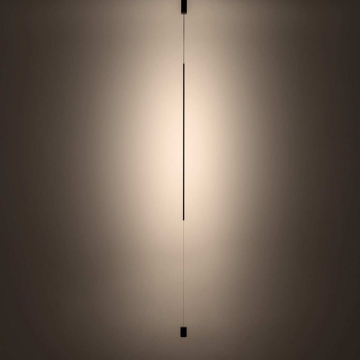 Nowodvorski Lampa wisząca VERTIC LED 19W 50/60Hz - Aluminium lakierowane - Czarny I 10362 - lampa włączona