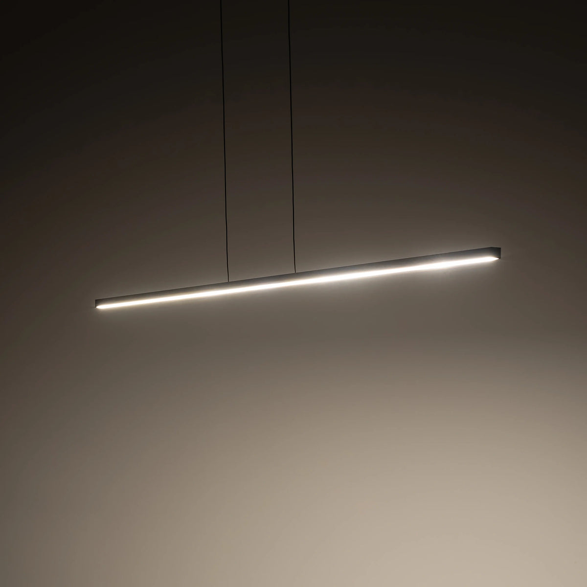 Nowodvorski Lampa liniowa sufitowa BAR LED M 32W 50/60Hz - Aluminium lakierowane - Czarny I 10364 - lampa włączona