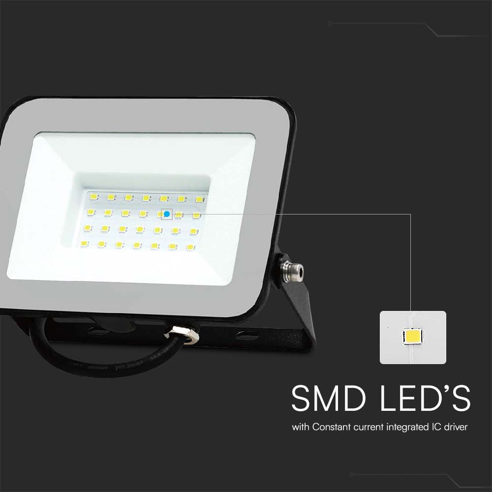 30W Naświetlacz LED SMD / Chip SAMSUNG / Barwa: 4000K / Obudowa: Czarna / Przewód: 1m