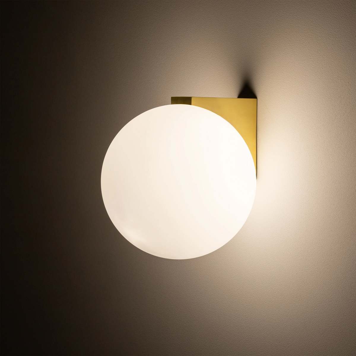 Nowodvorski Kinkiet ALOE 10W only LED 50/60Hz - Stal mosiądzowana - Miedziany 10525 - lampa włączona