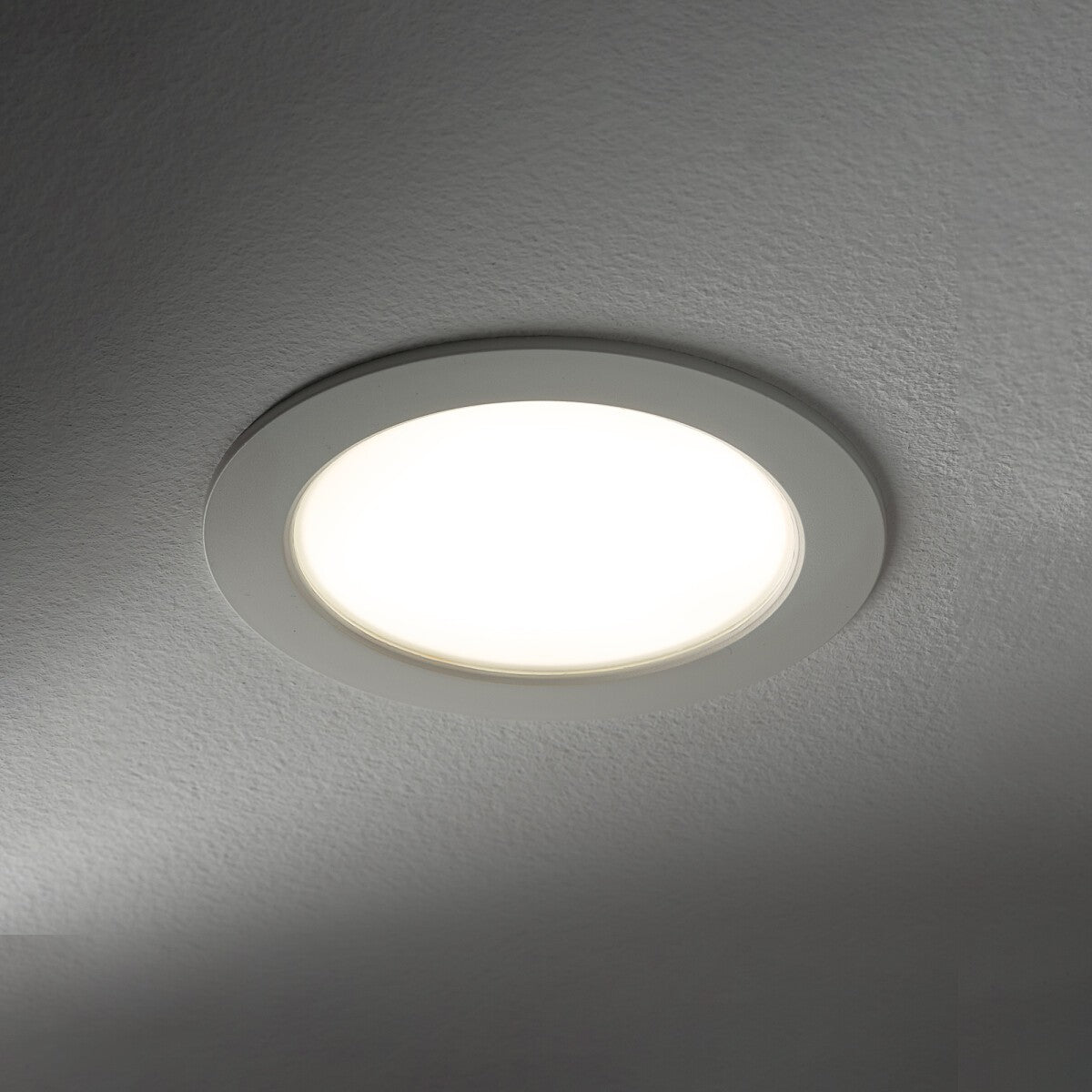 Nowodvorski Lampa downlights podtynkowa MYKONOS LED 6W 6W 50/60Hz - Tworzywo sztuczne - Biały II 10536 - lampa włączona