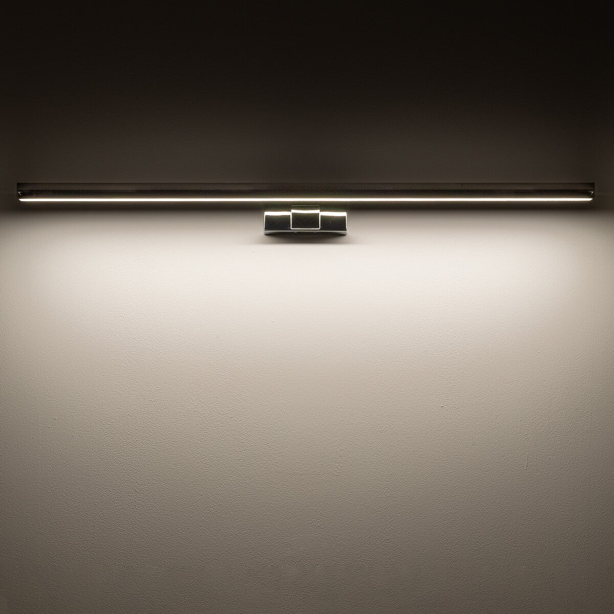 Nowodvorski Kinkiet CEZANNE LED L 15W 50/60Hz 1100lm - Aluminium lakierowane - Chrom 10667 - lampa włączona