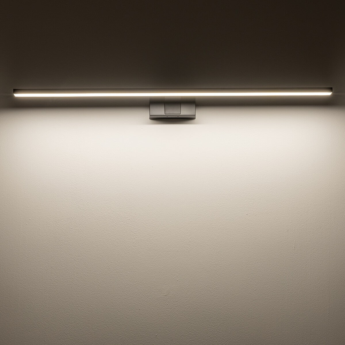 Nowodvorski Kinkiet CEZANNE LED L 15W 50/60Hz 1050lm- Aluminium lakierowane - Czarny 10671 - lampa włączona