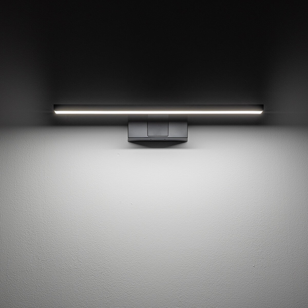Nowodvorski Kinkiet CEZANNE LED S 8W 50/60Hz 600lm - Aluminium lakierowane - Czarny 10676 - lampa włączona