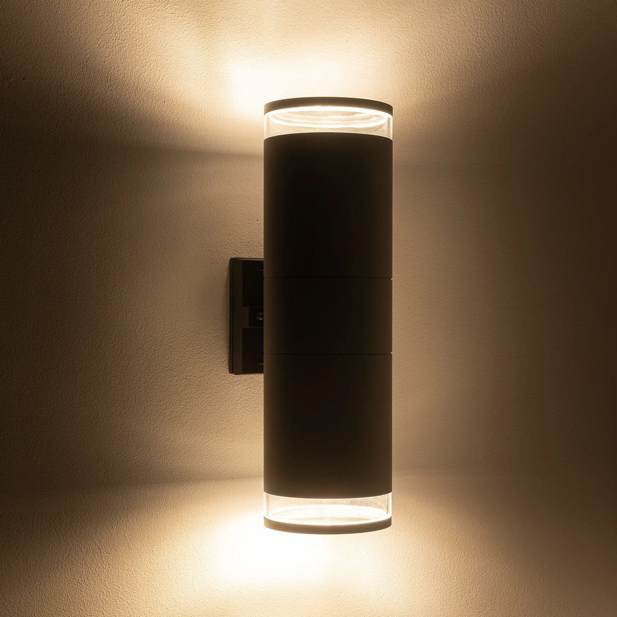 Nowodvorski Lampa ścienna natynkowa ROCK PRO 25W only LED 50/60Hz IP44 - Aluminium lakierowane - Grafitowy II 10688 - lampa włączona