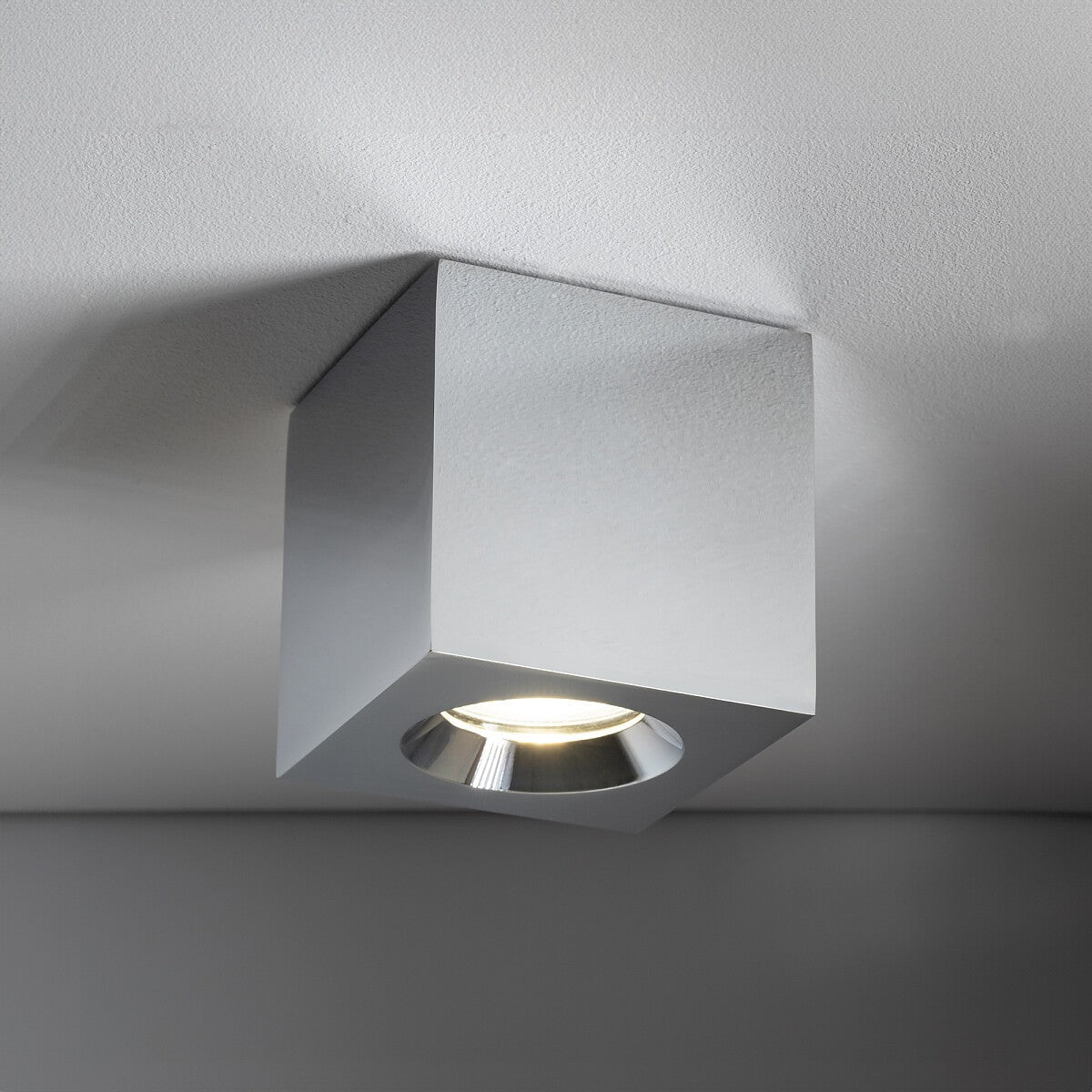 Nowodvorski Lampa downlights natynkowa PARANA 15W only LED 50/60Hz - Aluminium - Chrom 10717 - lampa włączona