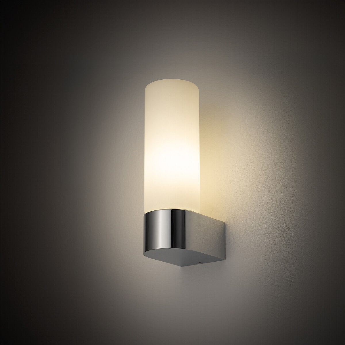 Nowodvorski Kinkiet NATALIE 10W only LED 50/60Hz - Aluminium - Chrom I 10723 - lampa włączona