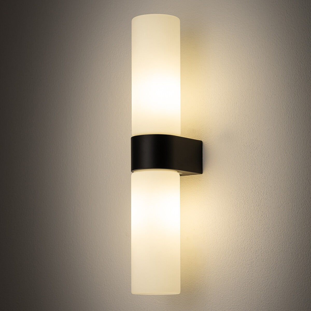 Nowodvorski Kinkiet NATALIE 10W only LED 50/60Hz - Aluminium - Czarny II 10728 - lampa włączona