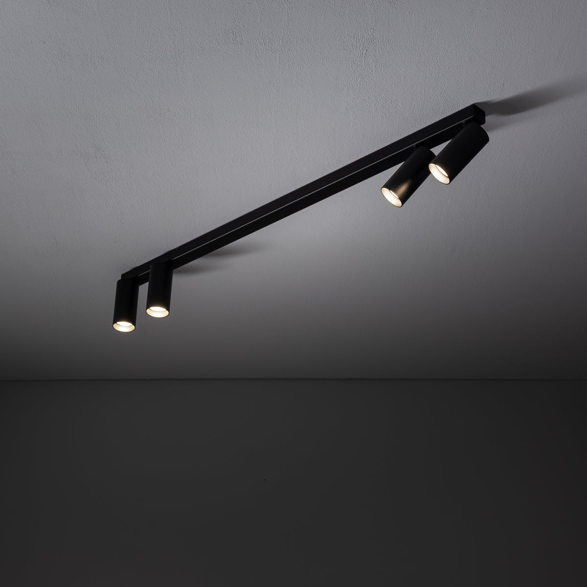 Nowodvorski Reflektorek / Spot FOURTY 10W only LED 50/60Hz - Aluminium lakierowane - Czarny II 10739 - lampa włączona