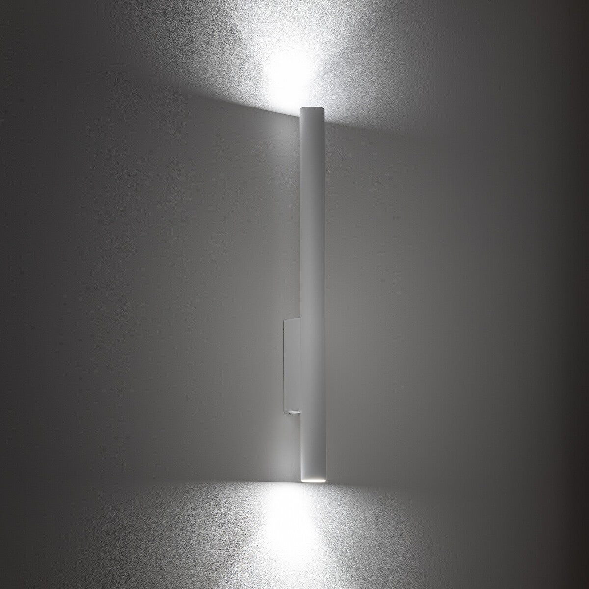 Nowodvorski Kinkiet FOURTY WALL XL 10W only LED 50/60Hz - Stal lakierowana - Biały 10758 - lampa włączona