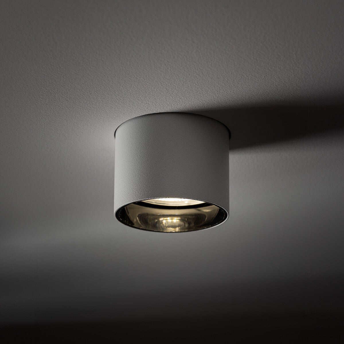 Nowodvorski Lampa downlights podtynkowa MONO SLIDE TRIMLESS 10W only LED 50/60Hz - Stal lakierowana - Biały II 10803 - lampa włączona