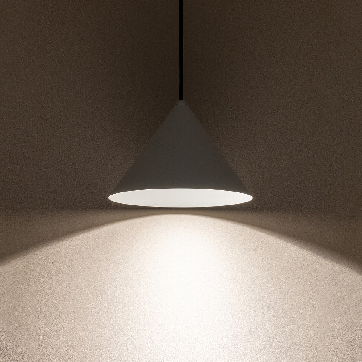 Nowodvorski Lampa wisząca ZENITH S 20W only LED 50/60Hz - Stal lakierowana - Silk gray 10880 - lampa włączona