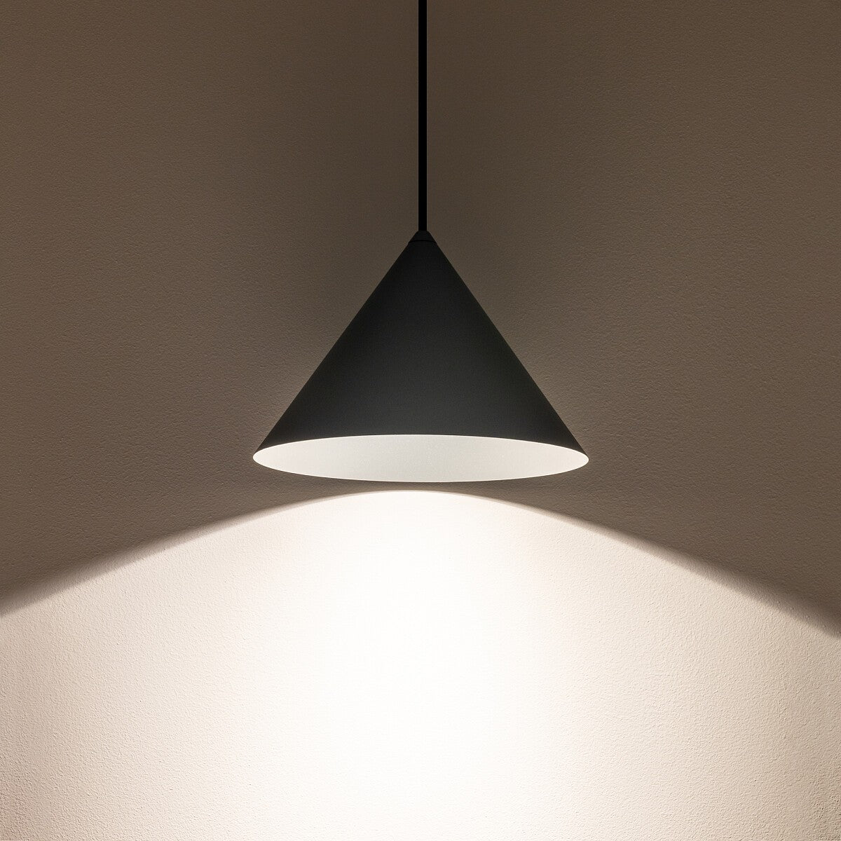 Nowodvorski Lampa wisząca ZENITH S 20W only LED 50/60Hz - Stal lakierowana - Umbra gray 10881 - lampa włączona