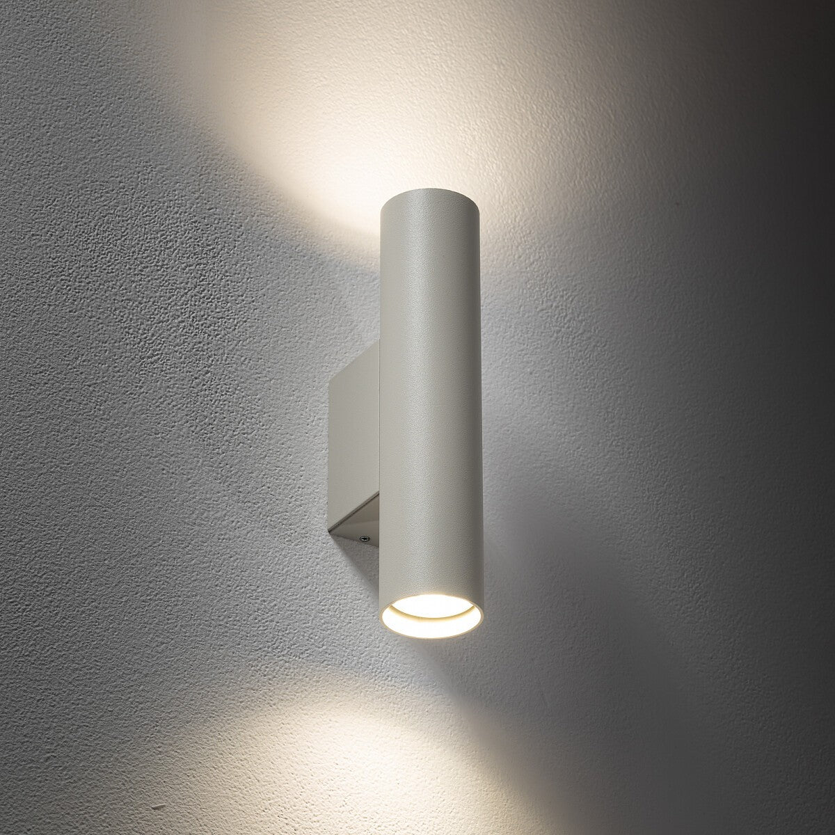 Nowodvorski Kinkiet FOURTY WALL M 10W only LED 50/60Hz - Stal lakierowana - Silk gray 10890 - lampa włączona