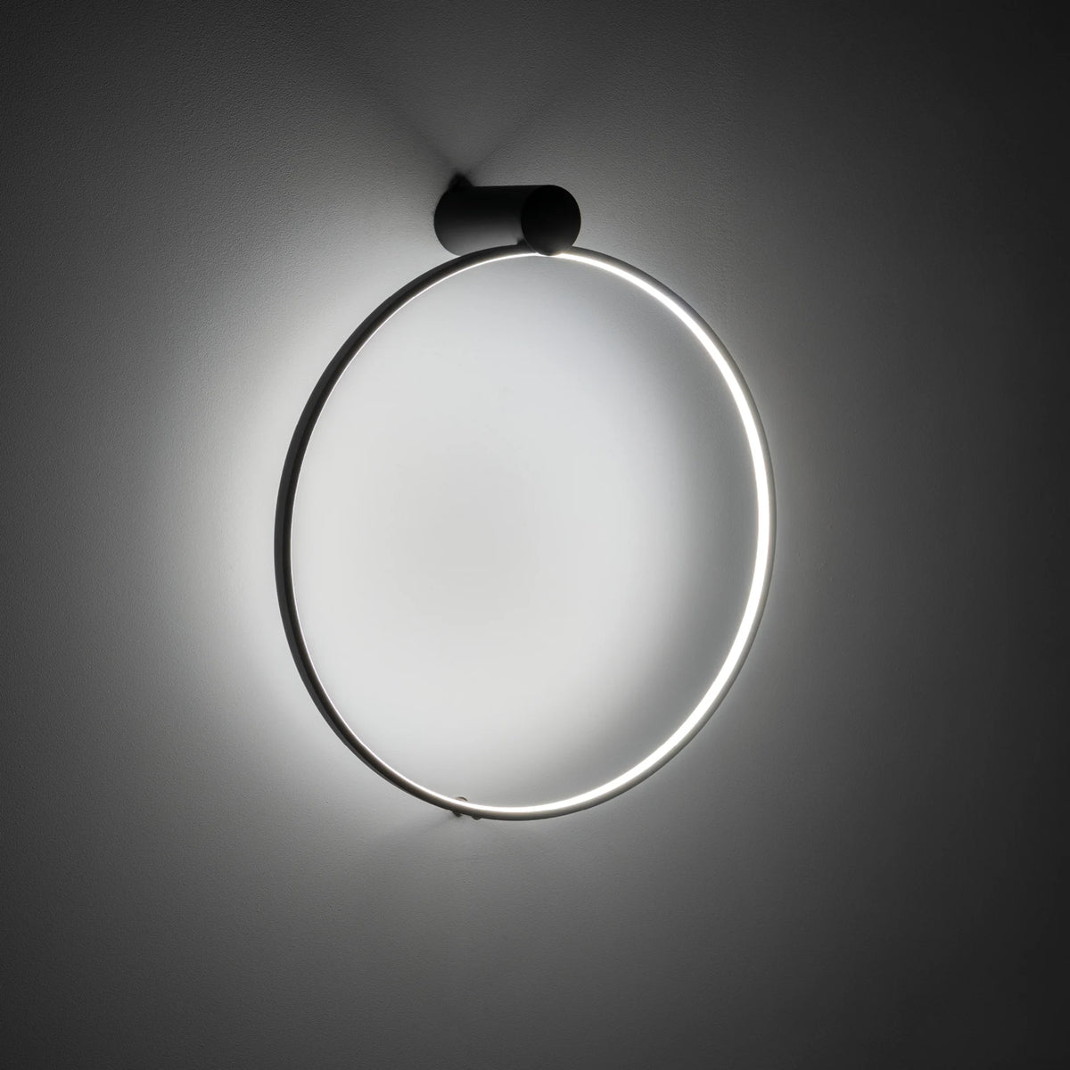 Nowodvorski Lampa przysufitowa CIRCOLO LED S 18W 50/60Hz - Aluminium lakierowane - Czarny I 10928 - lampa włączona