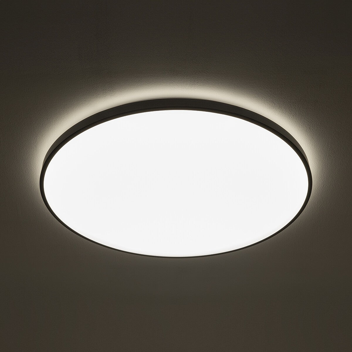 Nowodvorski Plafon AGNES ROUND LED PRO 64W 50/60Hz - Stal lakierowana - Czarny 10975 - lampa włączona
