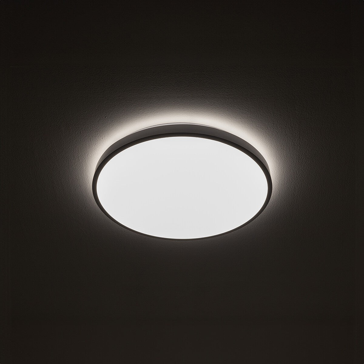 Nowodvorski Plafon AGNES ROUND LED PRO 22W 50/60Hz - Stal lakierowana - Biały I 10977 - lampa włączona