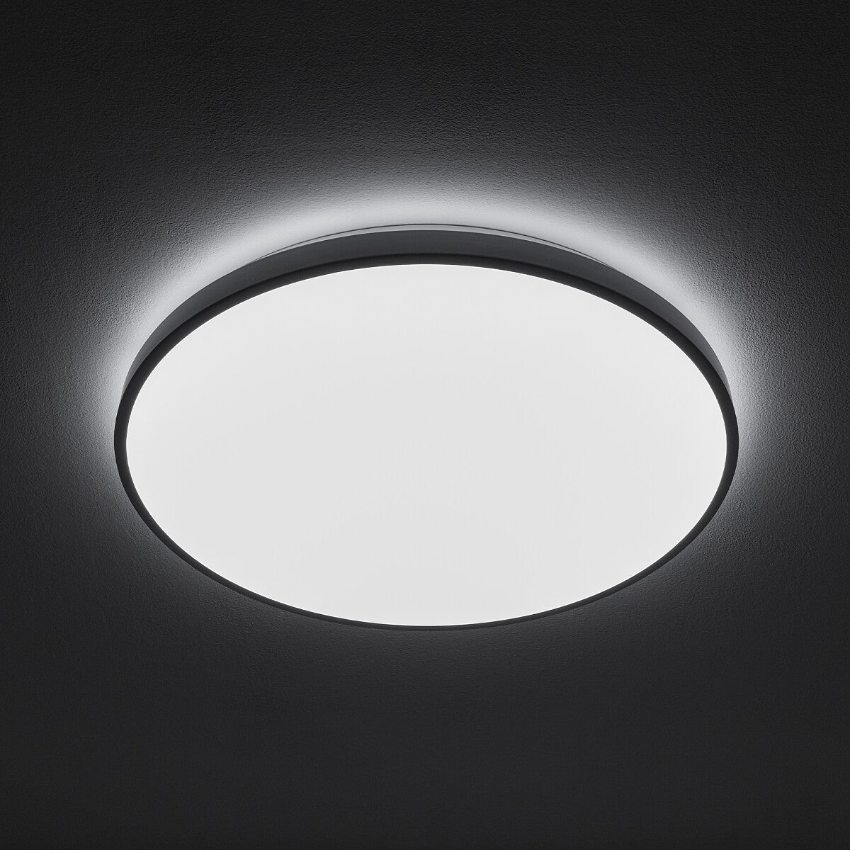 Nowodvorski Plafon AGNES ROUND LED PRO 32W 50/60Hz - Stal lakierowana - Biały II 10980 - lampa włączona