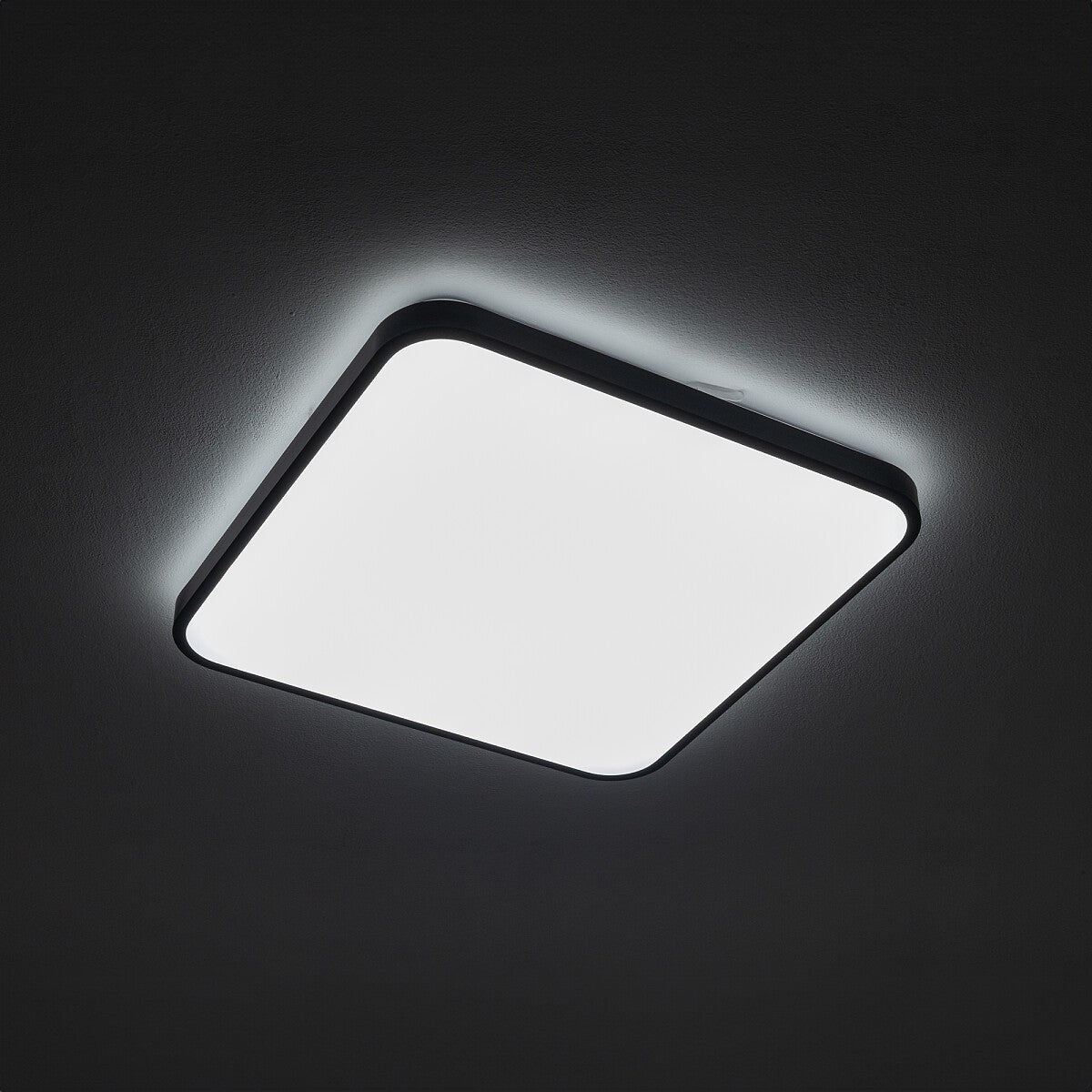 Nowodvorski Plafon AGNES SQUARE LED PRO 32W 50/60Hz - Stal lakierowana - Czarny II 10986 - lampa włączona