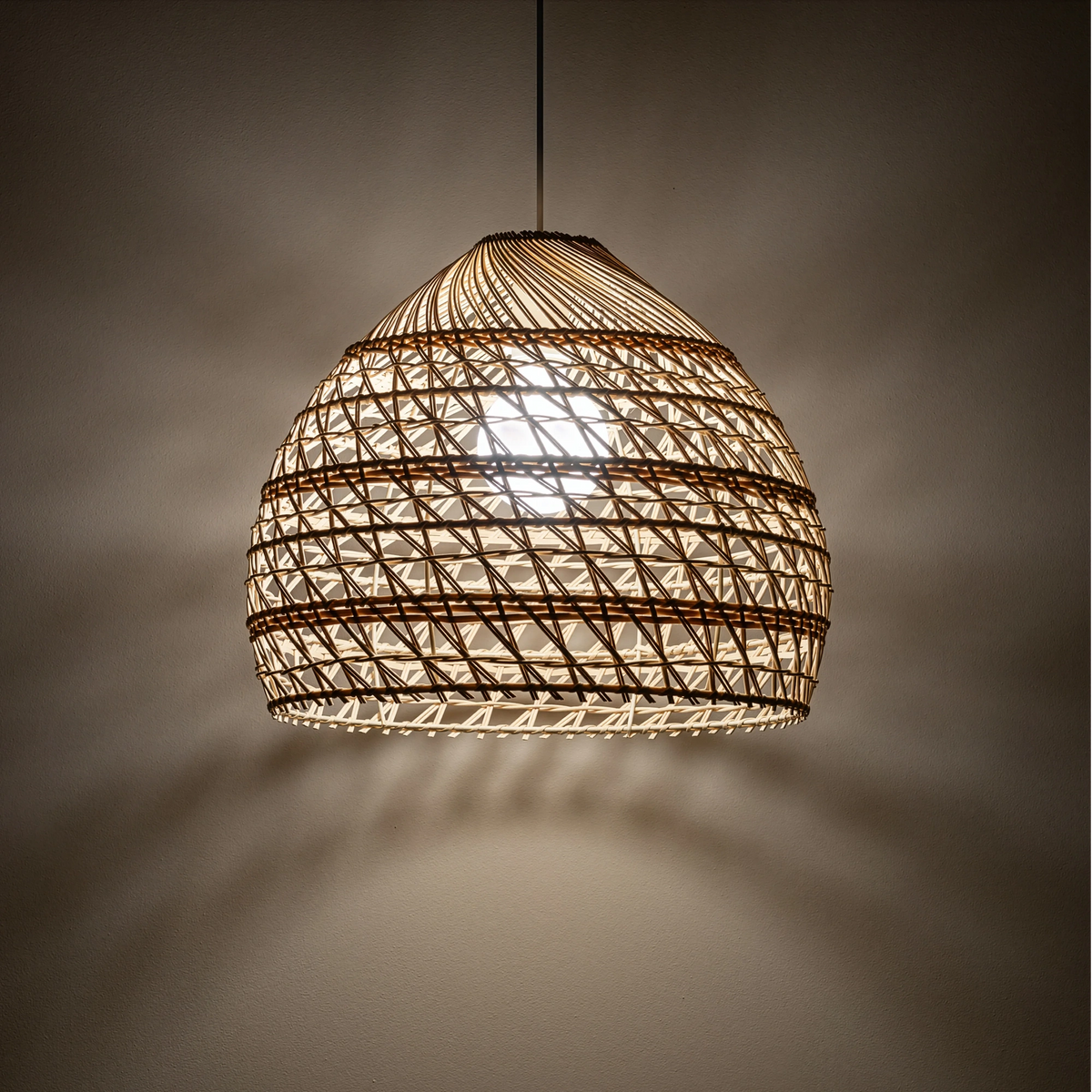 Nowodvorski Lampa wisząca BOHO M 25W only LED 50/60Hz - Rattan - Naturalne drewno 11151 - lampa włączona