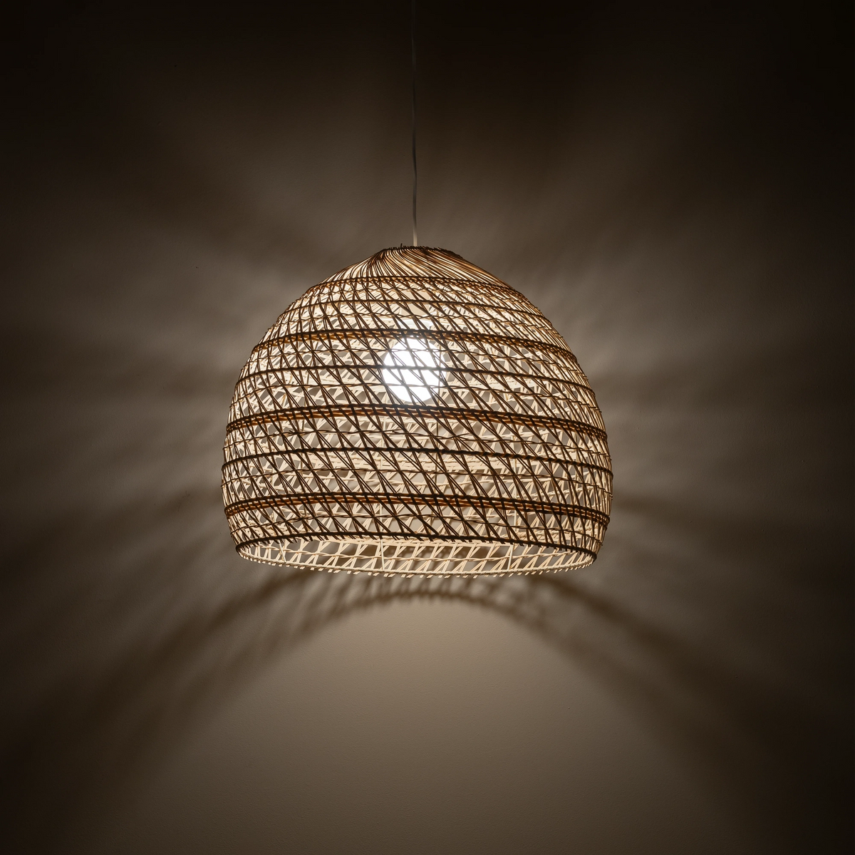 Nowodvorski Lampa wisząca BOHO L 25W only LED 50/60Hz - Rattan - Naturalne drewno 11152 - lampa włączona