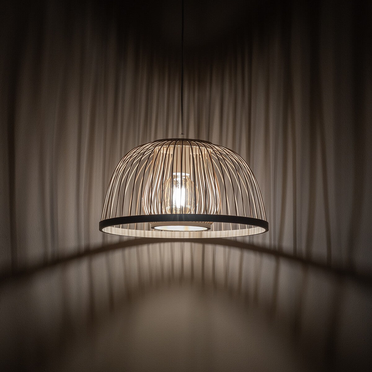 Nowodvorski Lampa wisząca KRABI 25W only LED 50/60Hz - Bambus - Naturalne drewno 11158 - lampa włączona