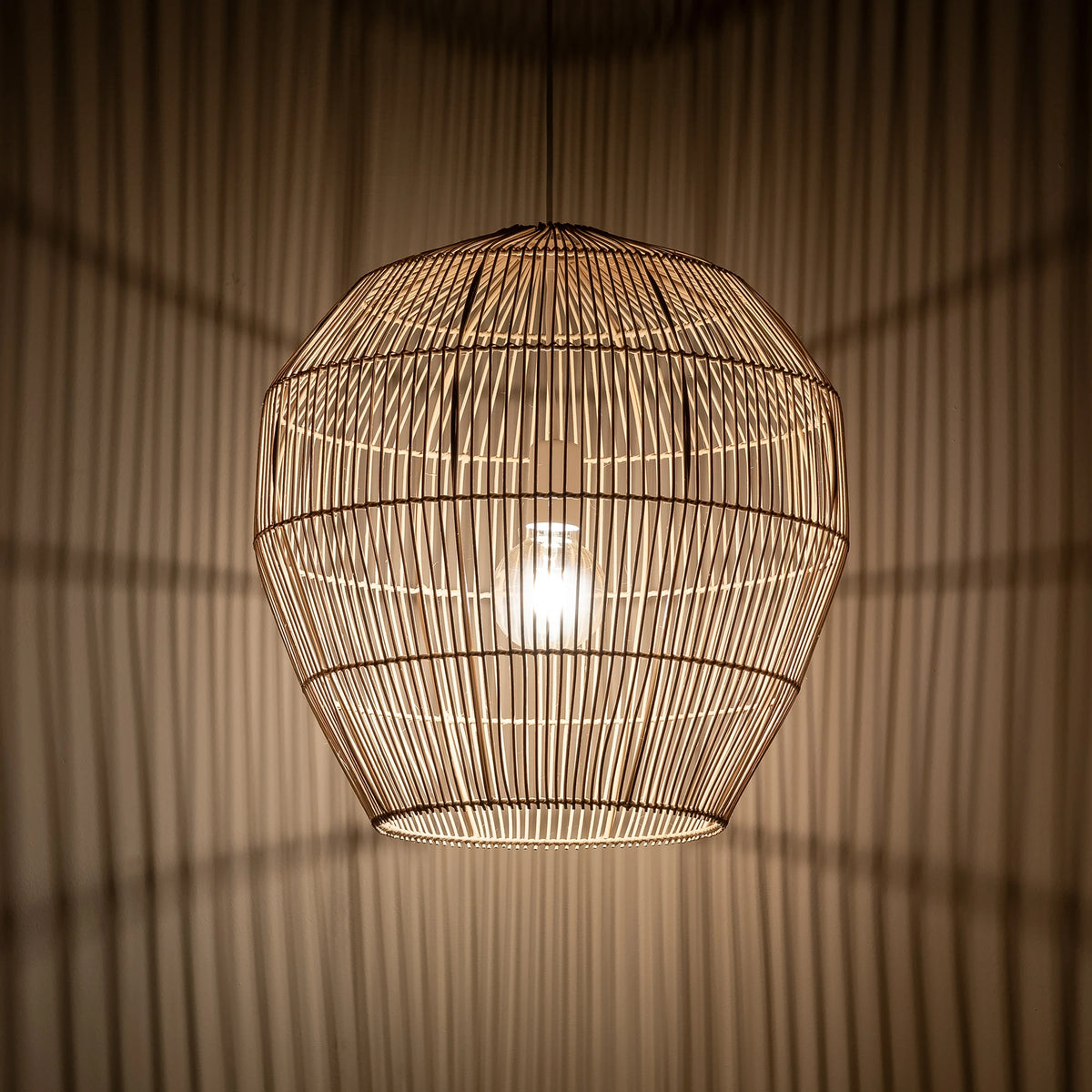 Nowodvorski Lampa wisząca HAITI M 25W only LED 50/60Hz - Bambus - Naturalne drewno 11164 - lampa włączona