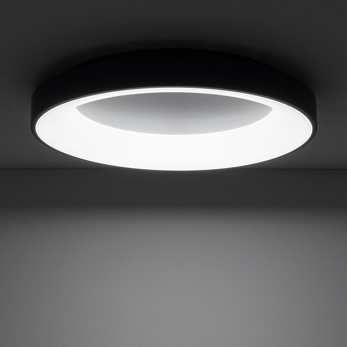 Nowodvorski Plafon NIKKI ROUND LED 60W 50/60Hz - Stal lakierowana - Czarny II 11212 - lampa włączona