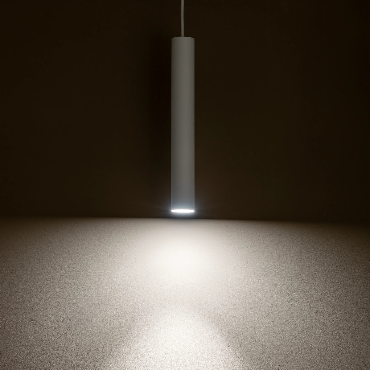 Nowodvorski Klosz / Oprawa CAMELEON FOURTY M - Stal lakierowana - Biały 11220 - lampa włączona