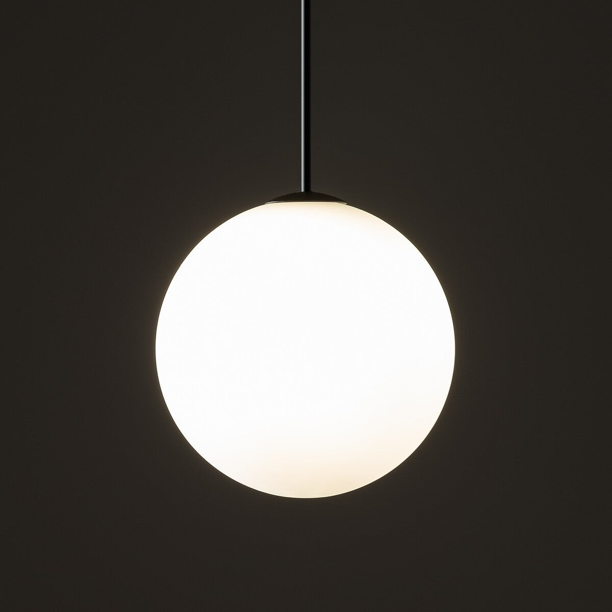 Nowodvorski System szynowy CTLS SNOWBALL 3-obwodowy CTLS Lampa 12W only LED - Tworzywo sztuczne PC - Czarny I 11295 - lampa włączona