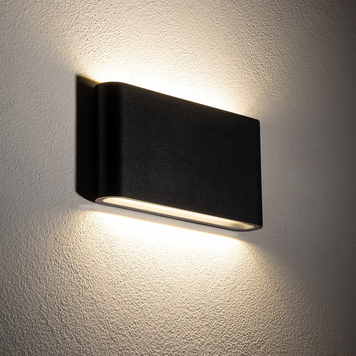 Nowodvorski Lampa ścienna natynkowa SEMI LED M 2x5W 50/60Hz IP54 - Aluminium lakierowane - Czarny 11364 - lampa włączona