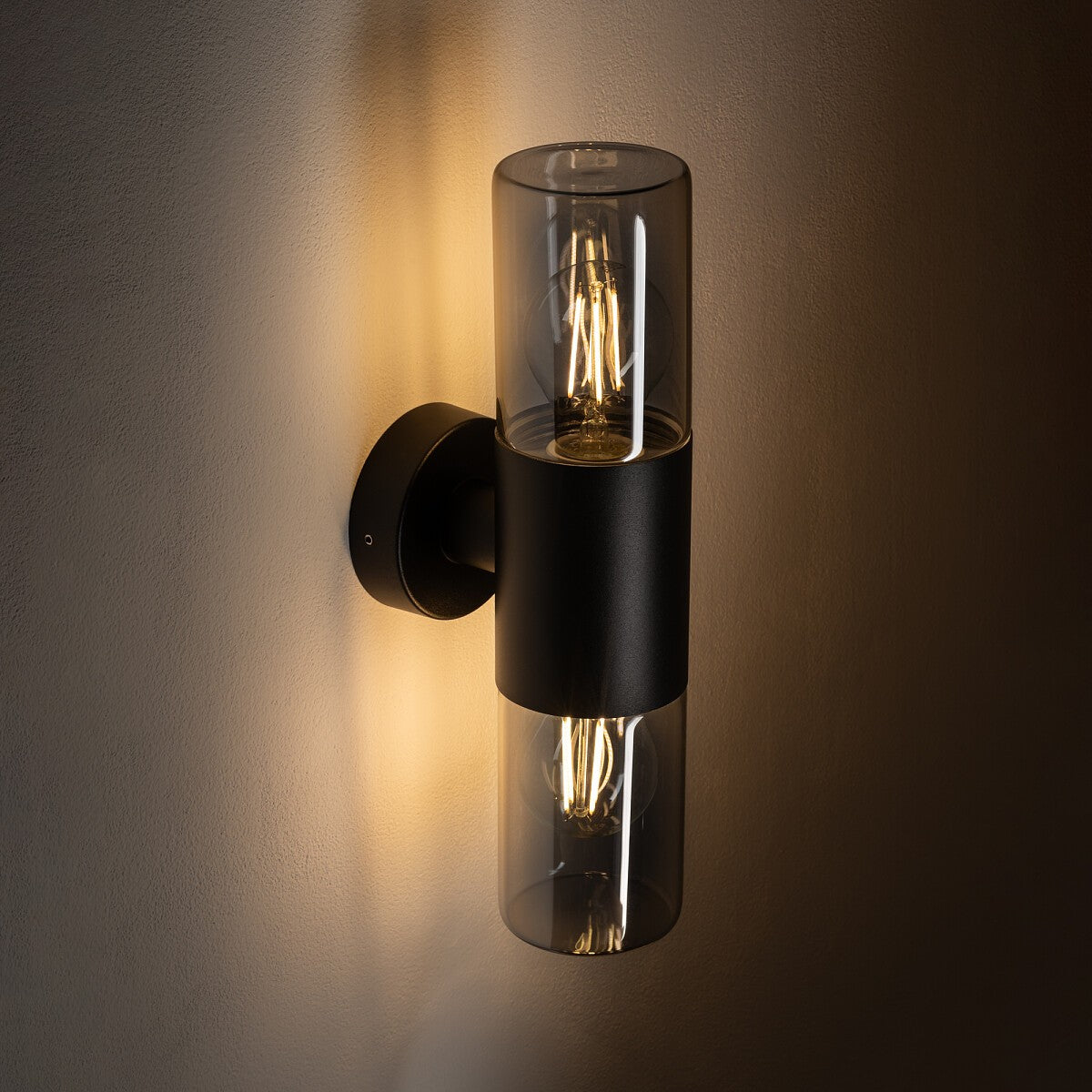 Nowodvorski Lampa ścienna natynkowa IDA 10W LED 50/60Hz IP44 - Aluminium lakierowane - Czarny II 11372 - lampa włączona