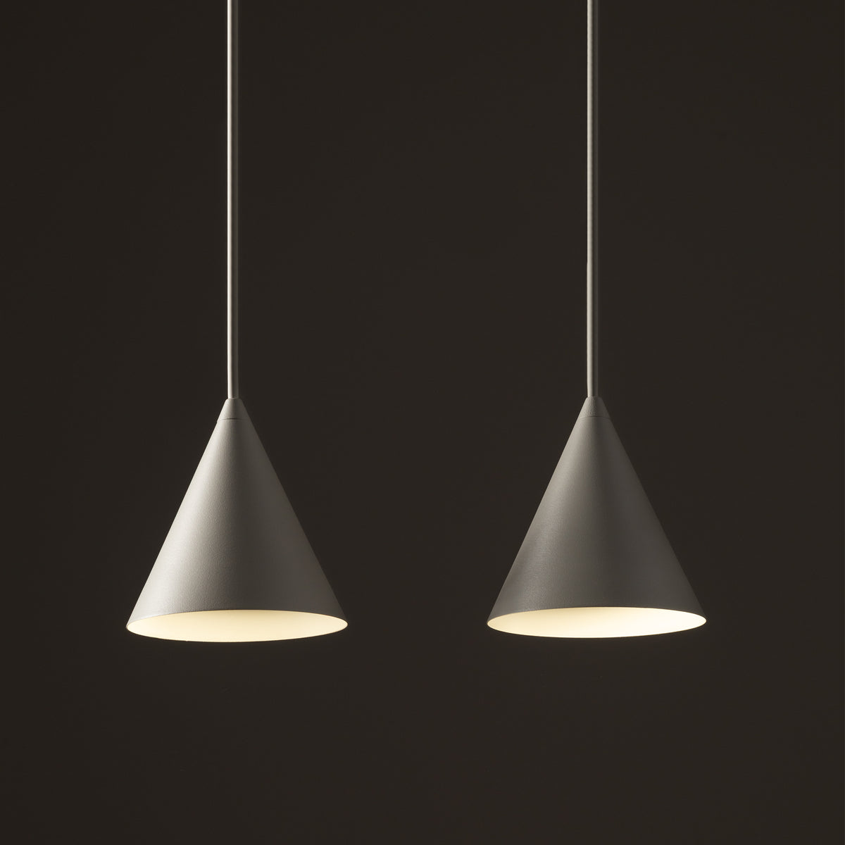 Nowodvorski Lampa przysufitowa FOURTY 10W only LED 50/60Hz - Aluminium lakierowane - Silk gray 11451 - lampa włączona