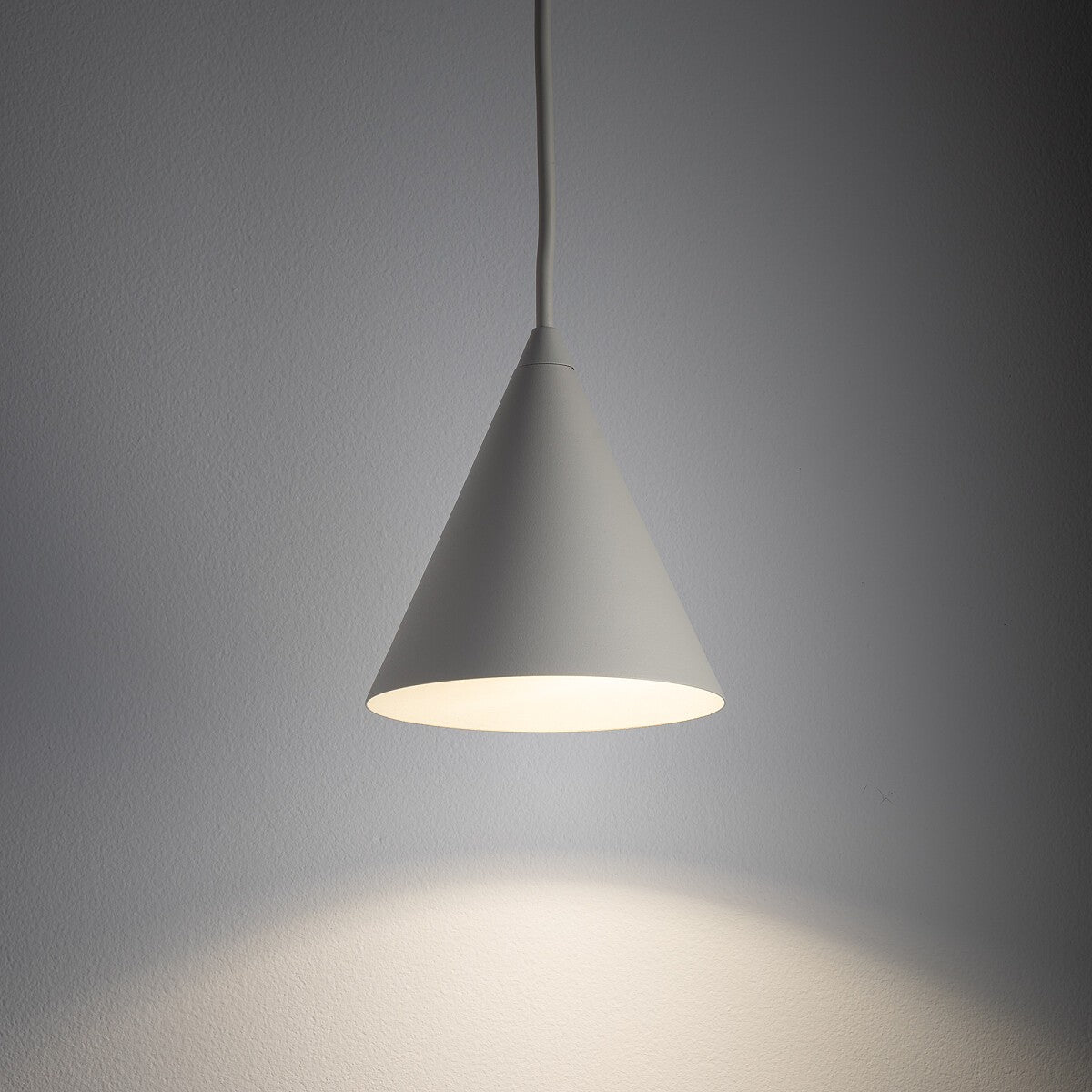 Nowodvorski Lampa wisząca ZENITH XS 10W only LED 50/60Hz - Stal lakierowana - Silk gray 11455 - lampa włączona