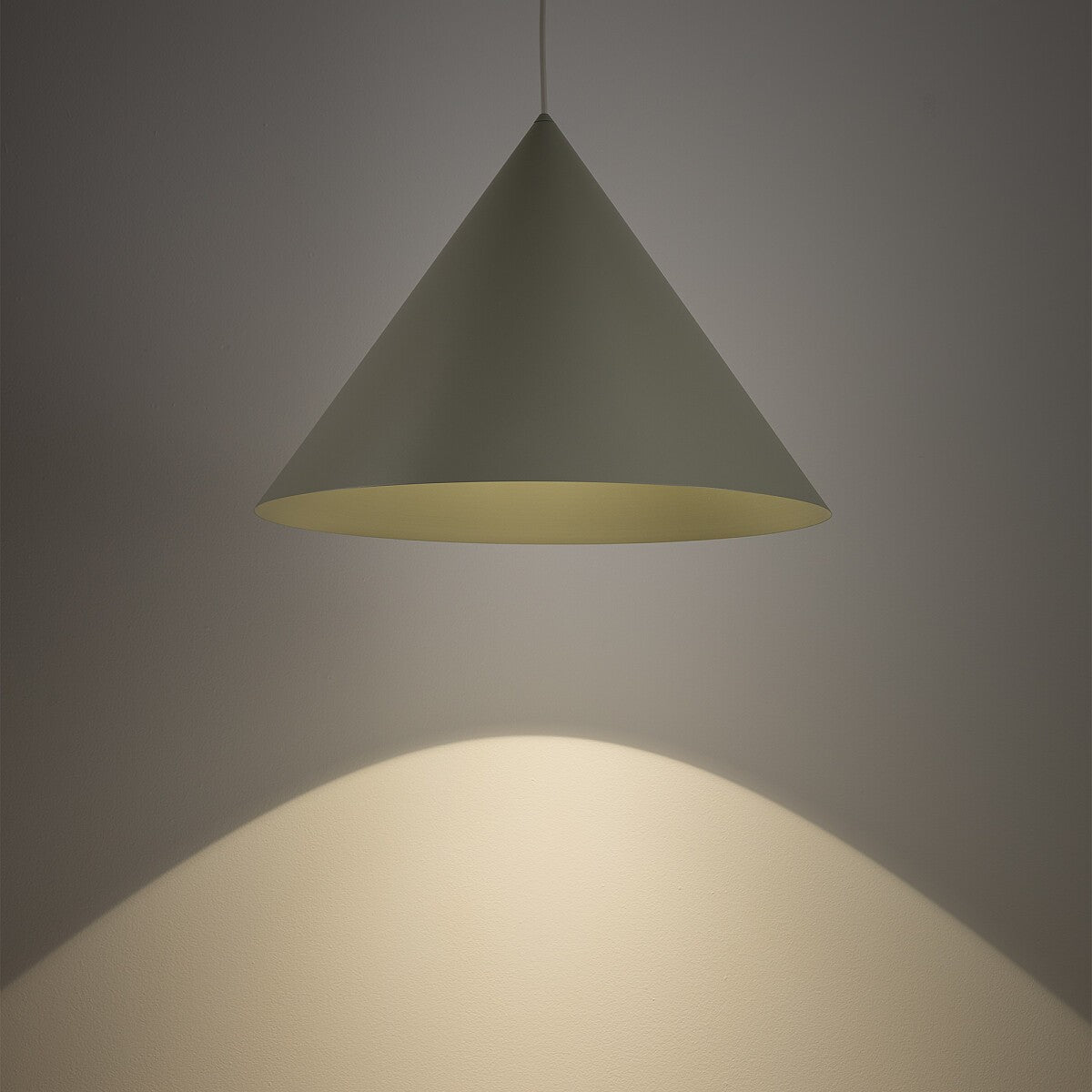 Nowodvorski Lampa wisząca ZENITH L 20W only LED 50/60Hz - Stal lakierowana - Sage green 11482 - lampa włączona