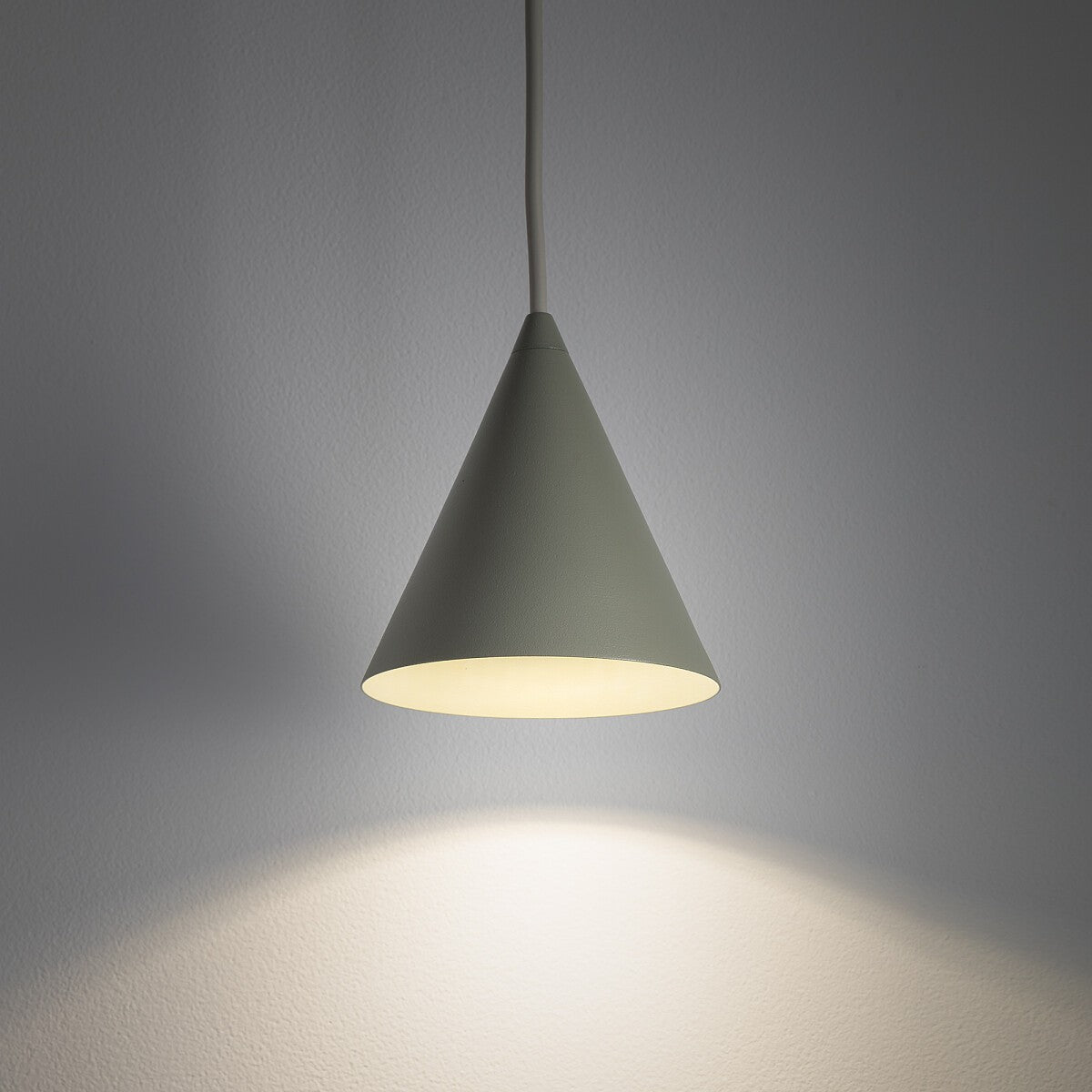 Nowodvorski Lampa wisząca ZENITH XS 10W only LED 50/60Hz - Stal lakierowana - Sage green 11492 - lampa włączona
