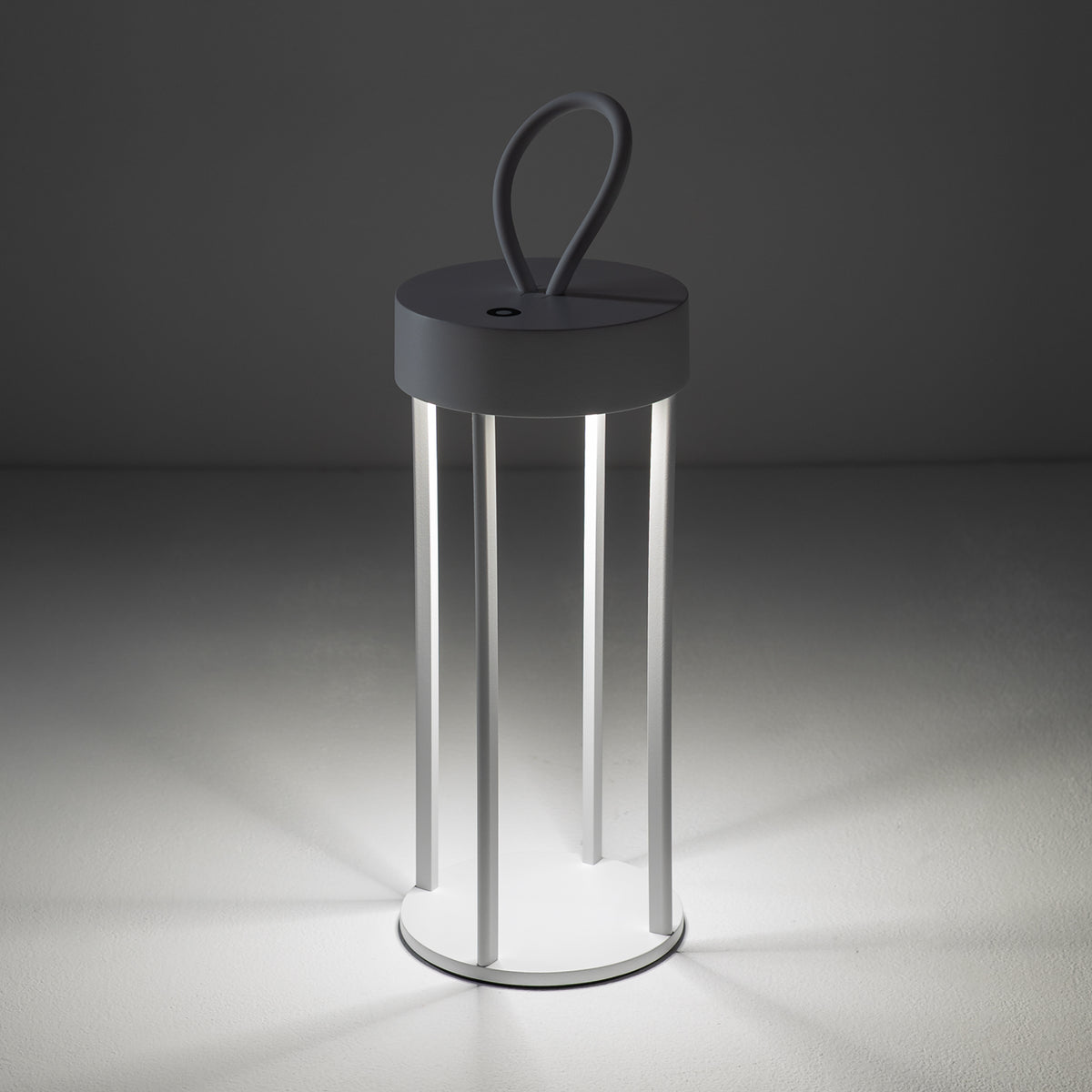 Nowodvorski Lampa przenośna NALA LED 4W 5 IP54 - Aluminium lakierowane - Biały 11537 - lampa włączona
