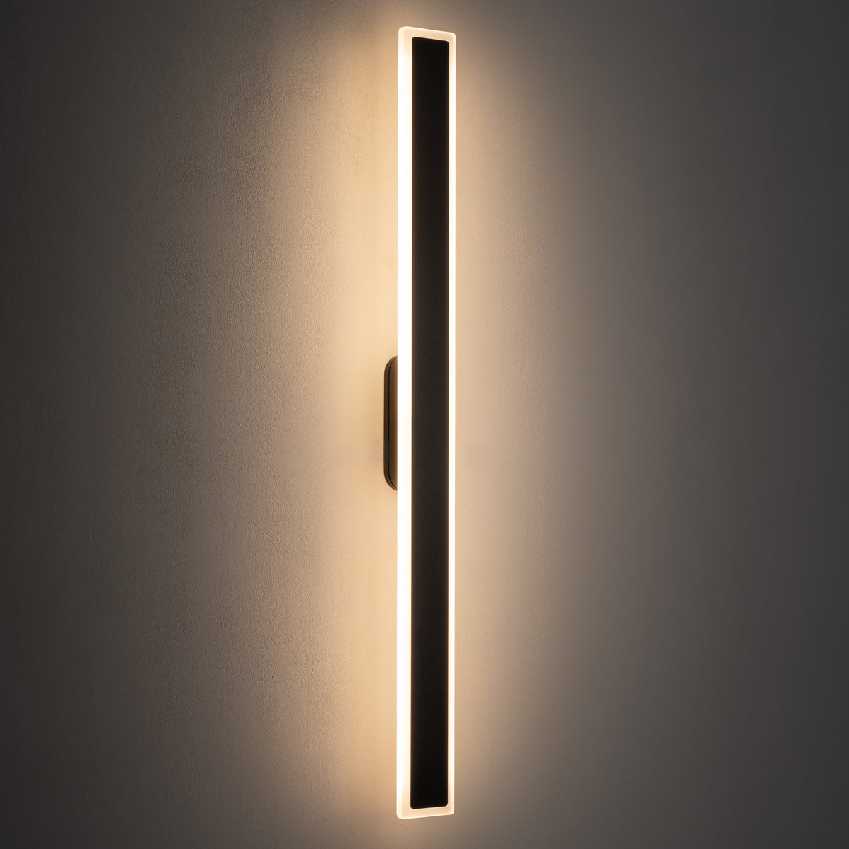 Nowodvorski Lampa ścienna natynkowa ISLA LED 22W 220-230 50/60 IP54 - Aluminium lakierowane - Czarny 11553 - lampa włączona