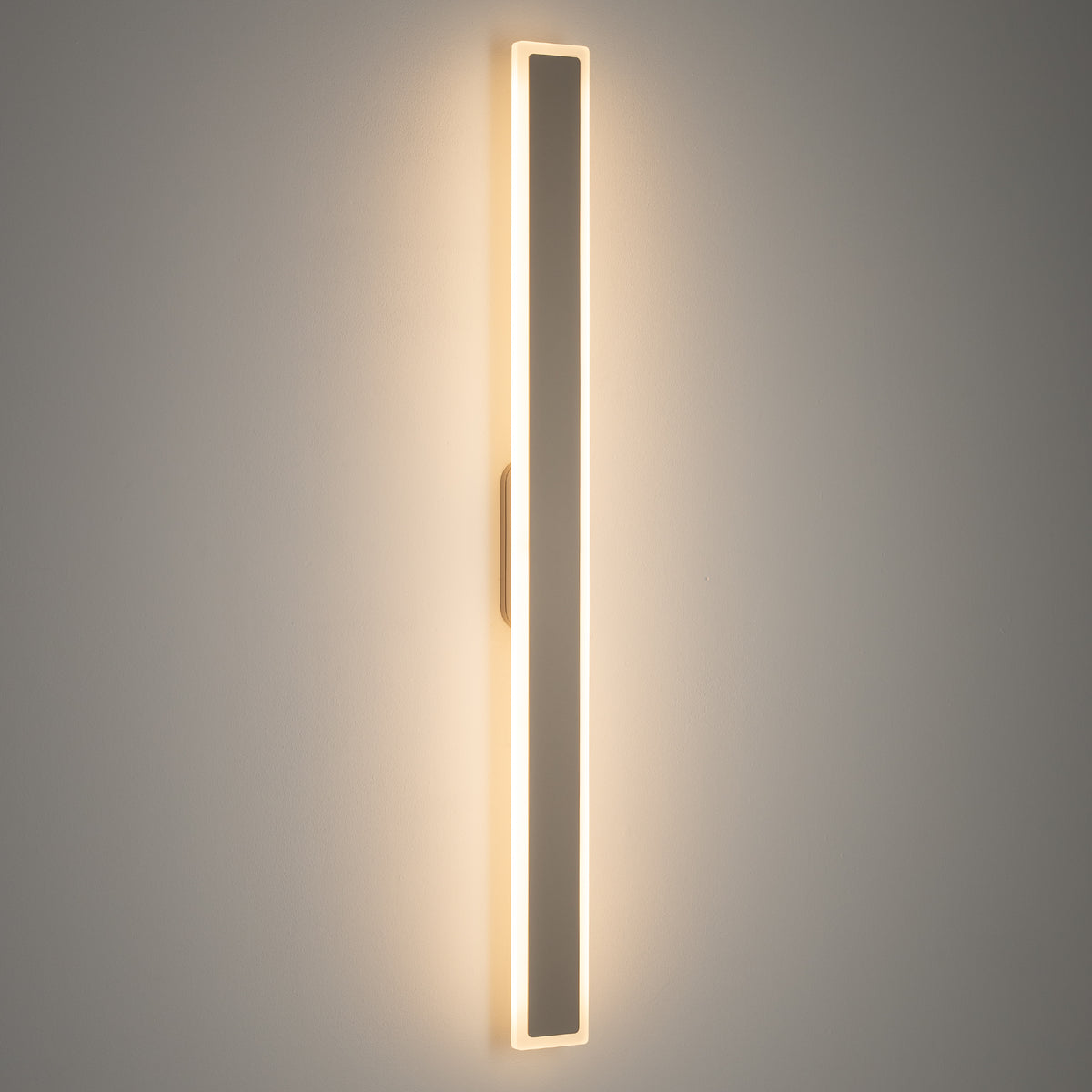 Nowodvorski Lampa ścienna natynkowa ISLA LED 22W 220-230 50/60 IP54 - Aluminium lakierowane - Beżowy 11554 - lampa włączona