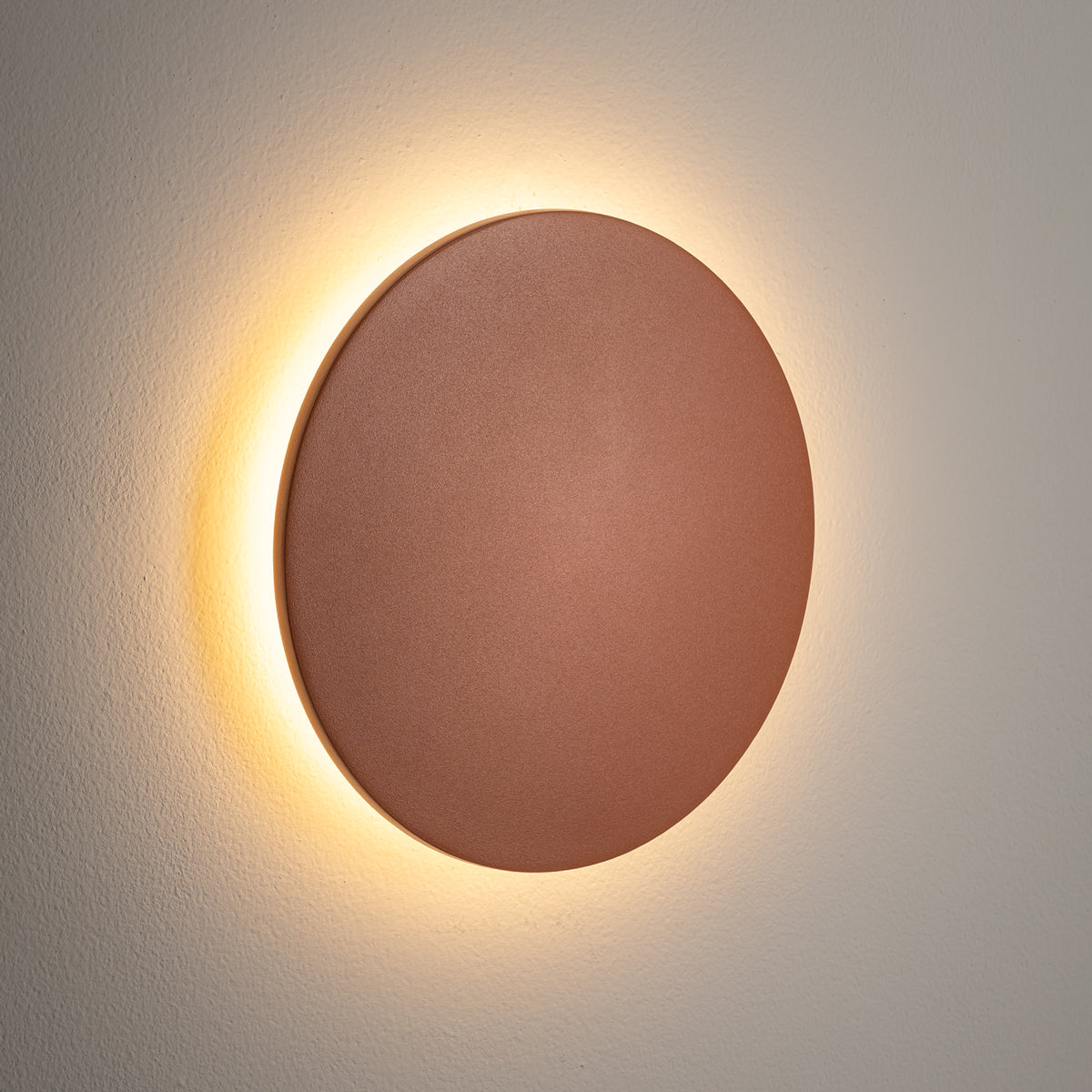 Nowodvorski Lampa ścienna natynkowa ARIA LED M 9W 220-230 50/60 IP54 - Aluminium lakierowane - Terakota 11567 - lampa włączona