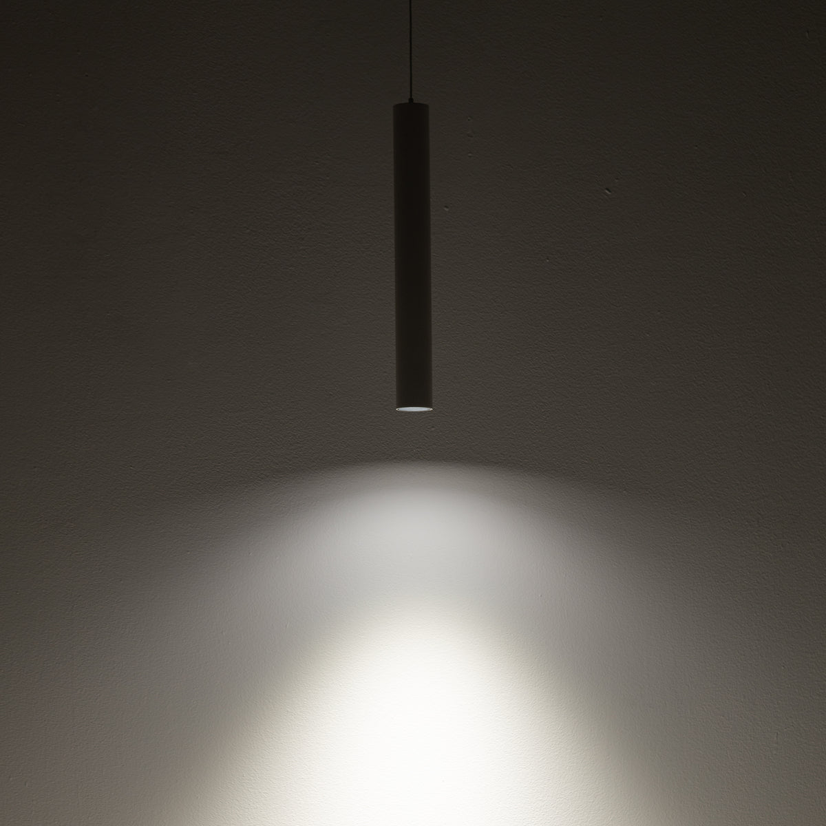 Nowodvorski System szynowy LVM ROLLER LED 9W 9W 48 - Aluminium lakierowane - Biały 11640 - lampa włączona